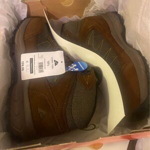 Ozark Trail Men’s hiking boots